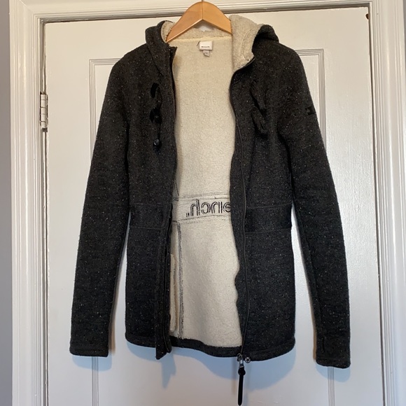 Bench. long jacket - Picture 3 of 13